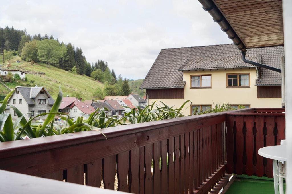 Double or Twin Room with Balcony room - Image 2