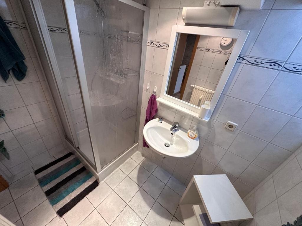 Double Room with Private Bathroom room - Image 3