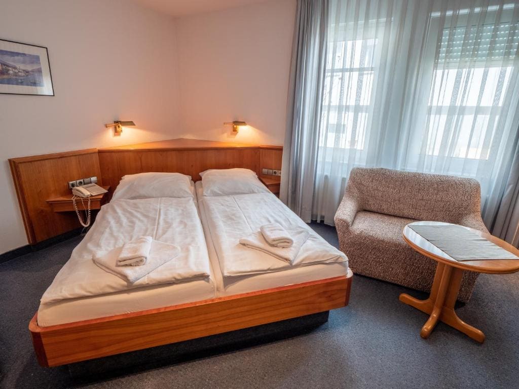 Economy Double Room room - Image 2