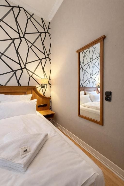 Standard Double Room room - Image 2