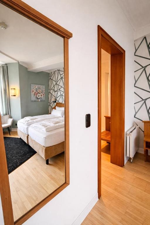Standard Double Room room - Image 3