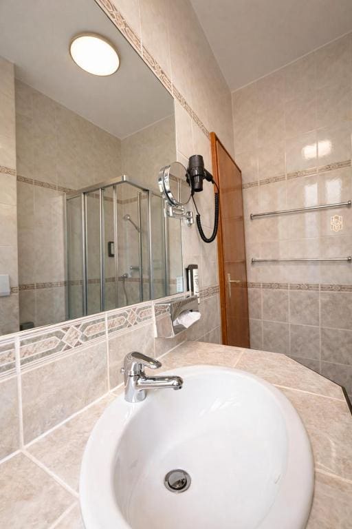 Deluxe Double Room room - Image 3