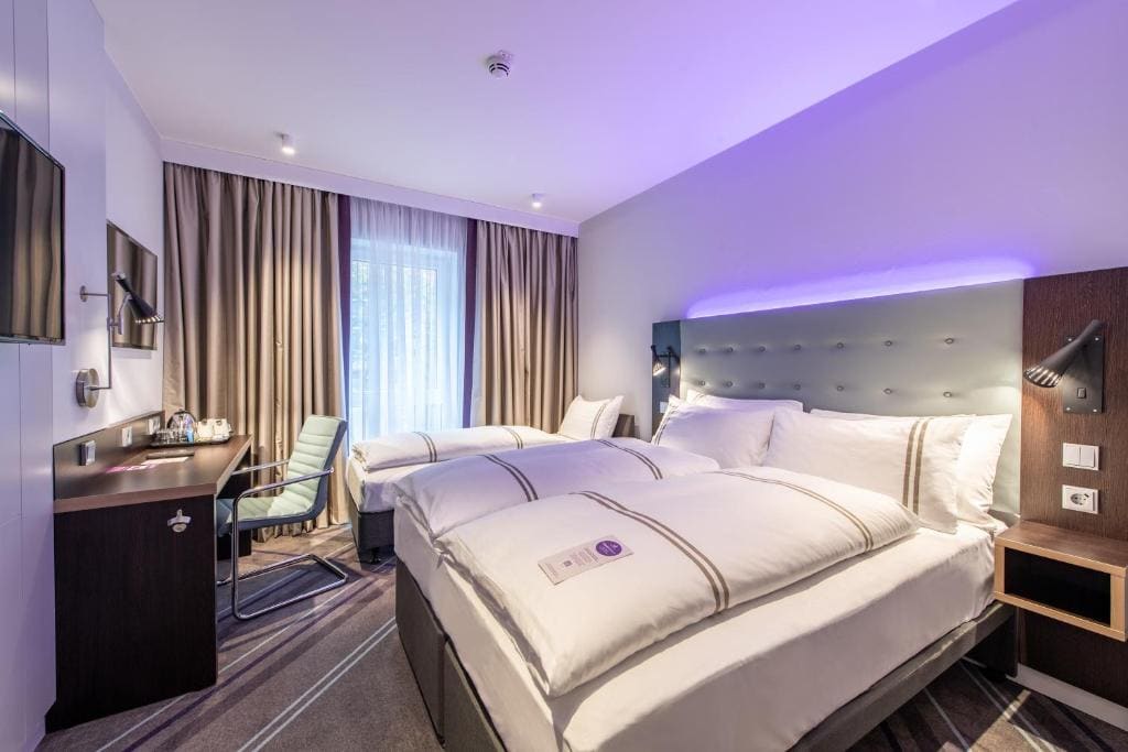 Standard Triple Room room - Image 1