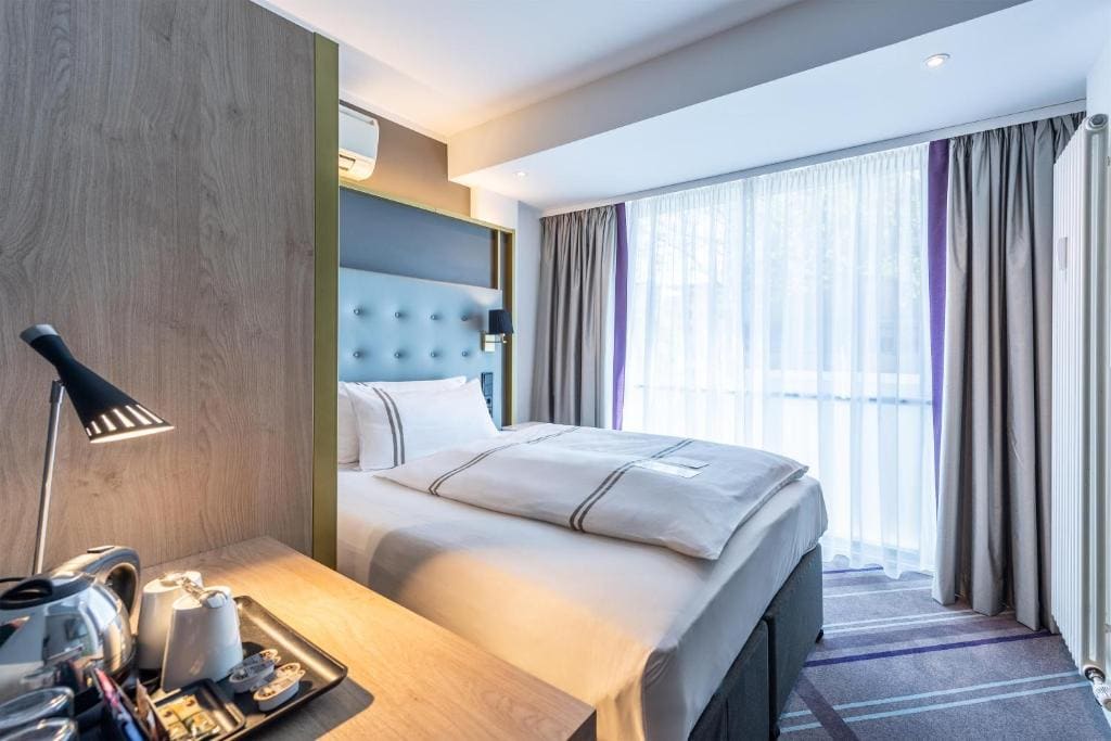 Standard Double or Twin Room room - Image 1