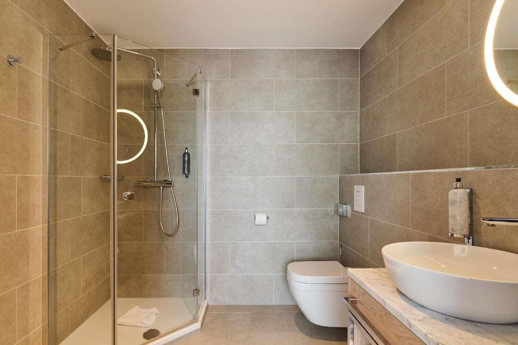 Standard Triple Room room - Image 2