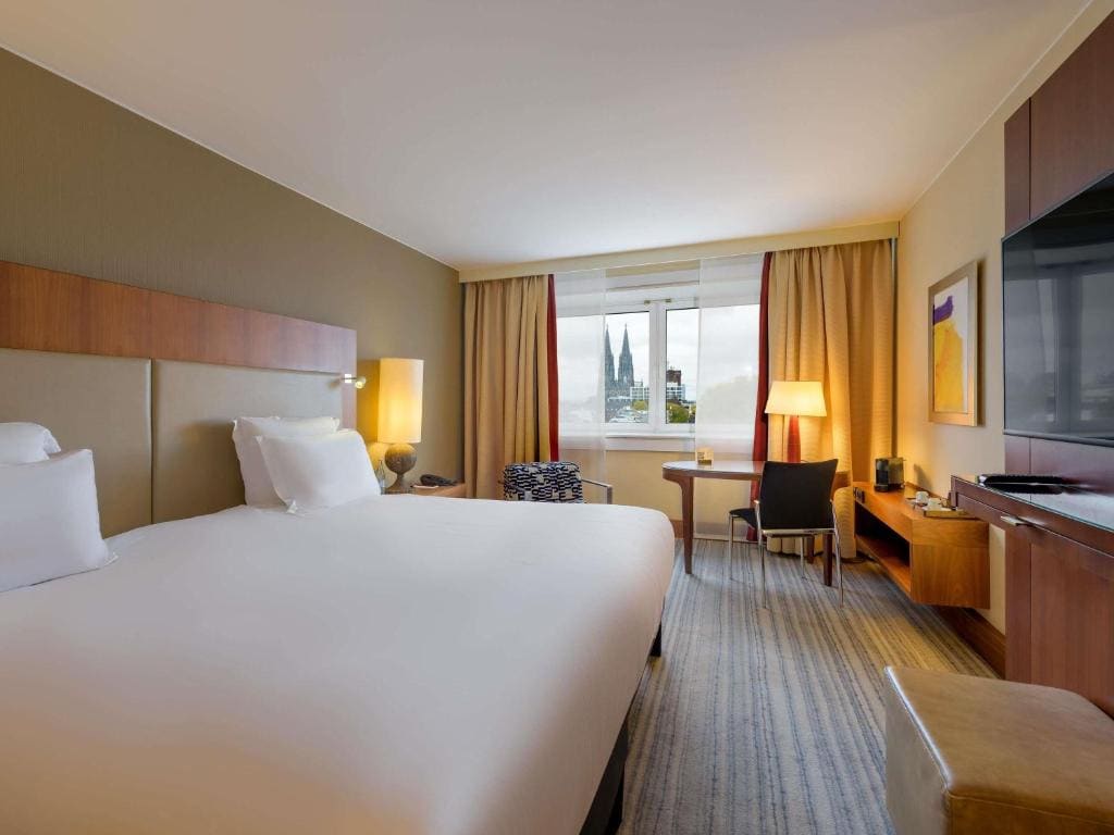 Executive King Room room - Image 2