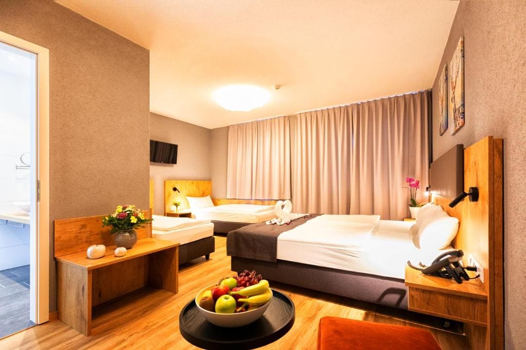Quadruple Room room - Image 3