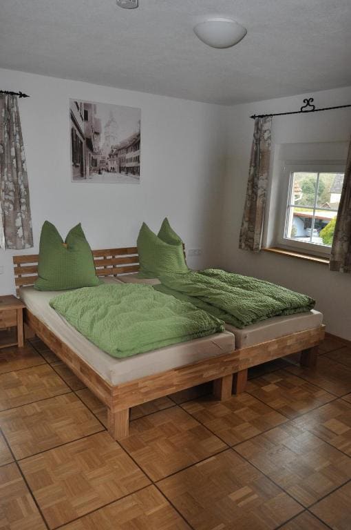 Triple Room with Shower room - Image 2