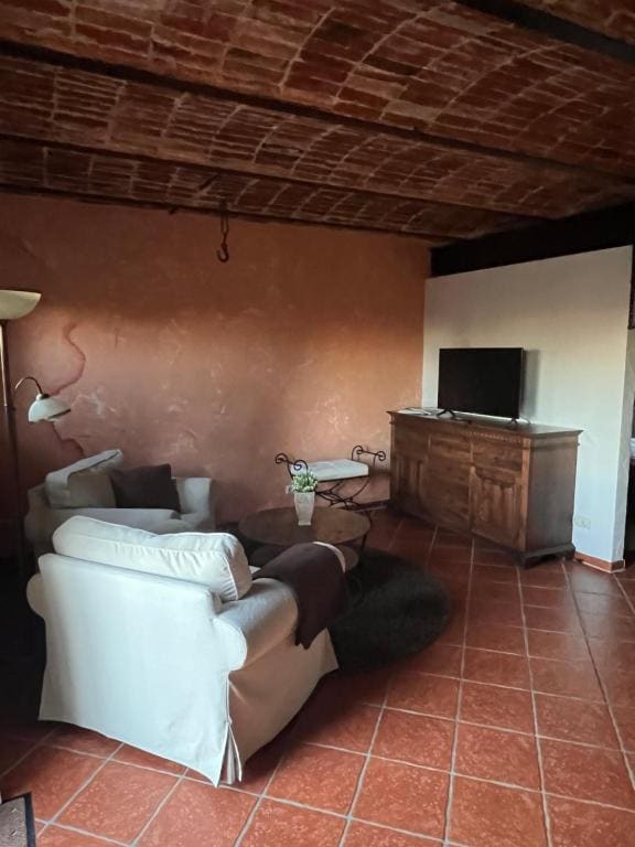 Superior Double Room with Garden View room - Image 2