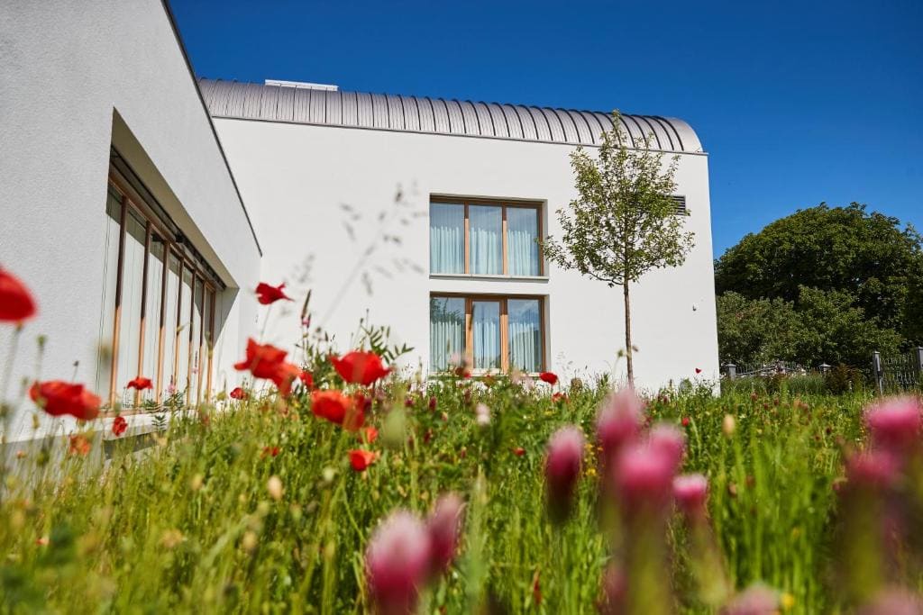 Deluxe Double Room with Garden View room - Image 2