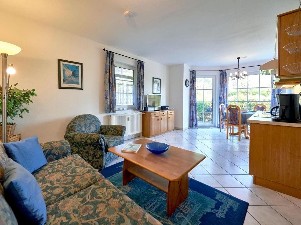 Apartment with Terrace room - Image 3