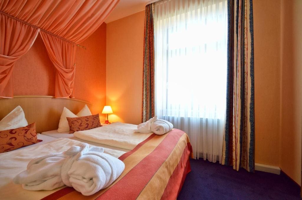 Two-Room Suite room - Image 1