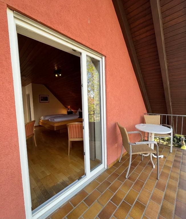 Double Room with Balcony room - Image 1