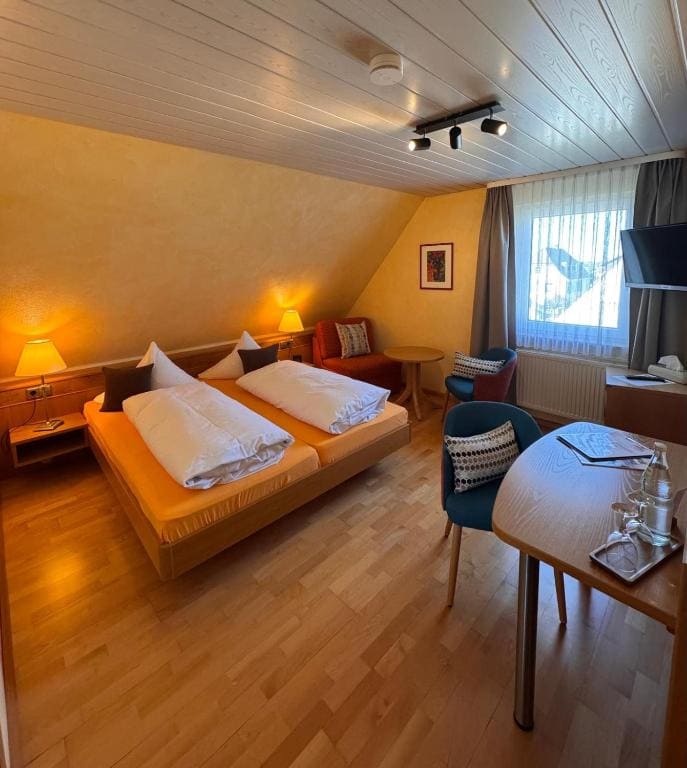 Double or Twin Room room - Image 1