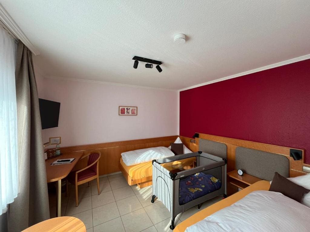 Twin Room room - Image 3