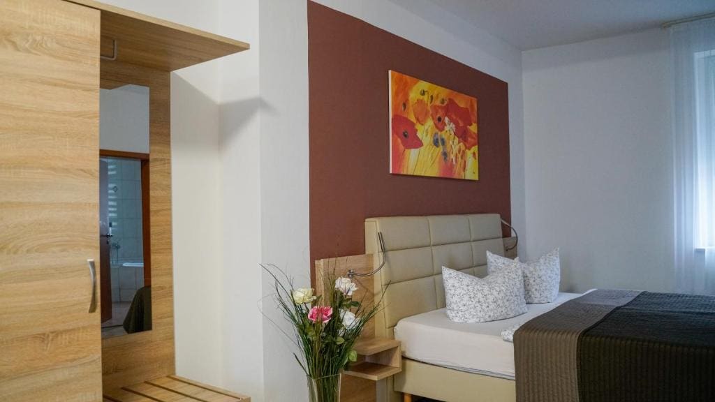 Premium Double Room room - Image 3