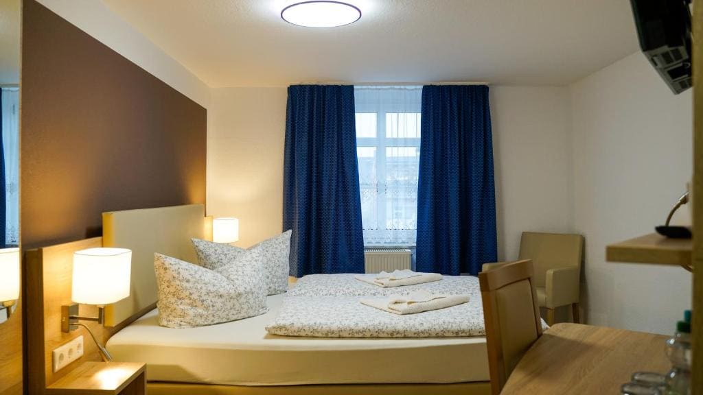 Standard Double Room room - Image 3