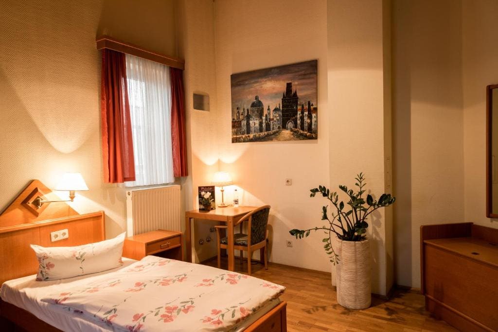 Single Room room - Image 2