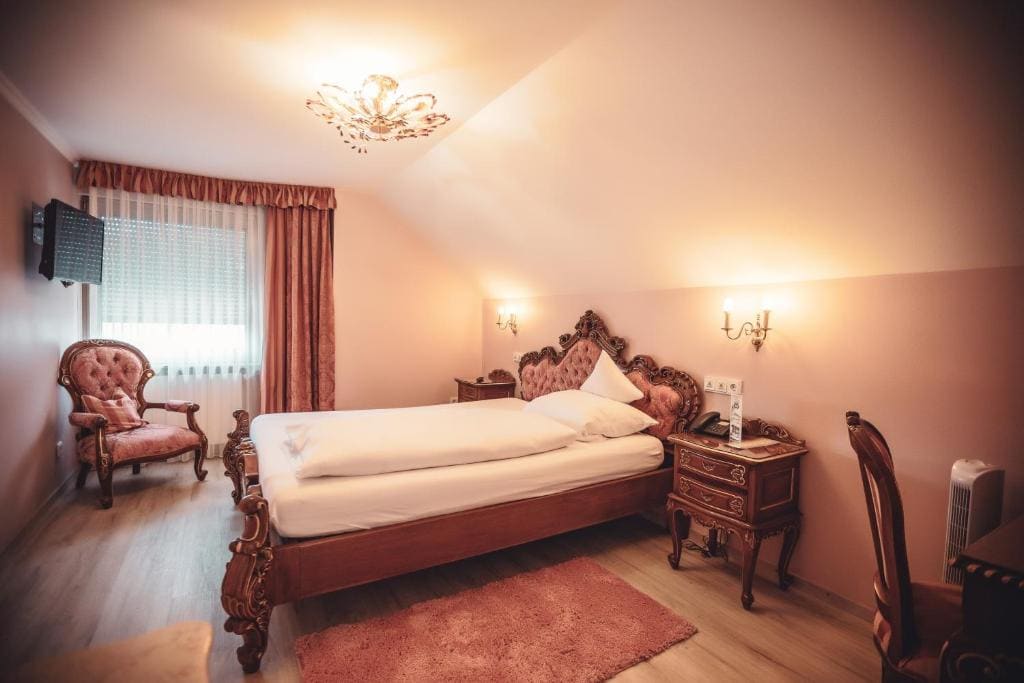 Standard Double Room room - Image 3