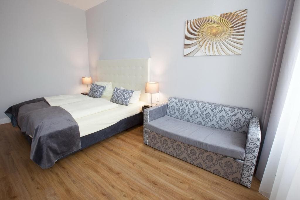 Suite room - Image 1