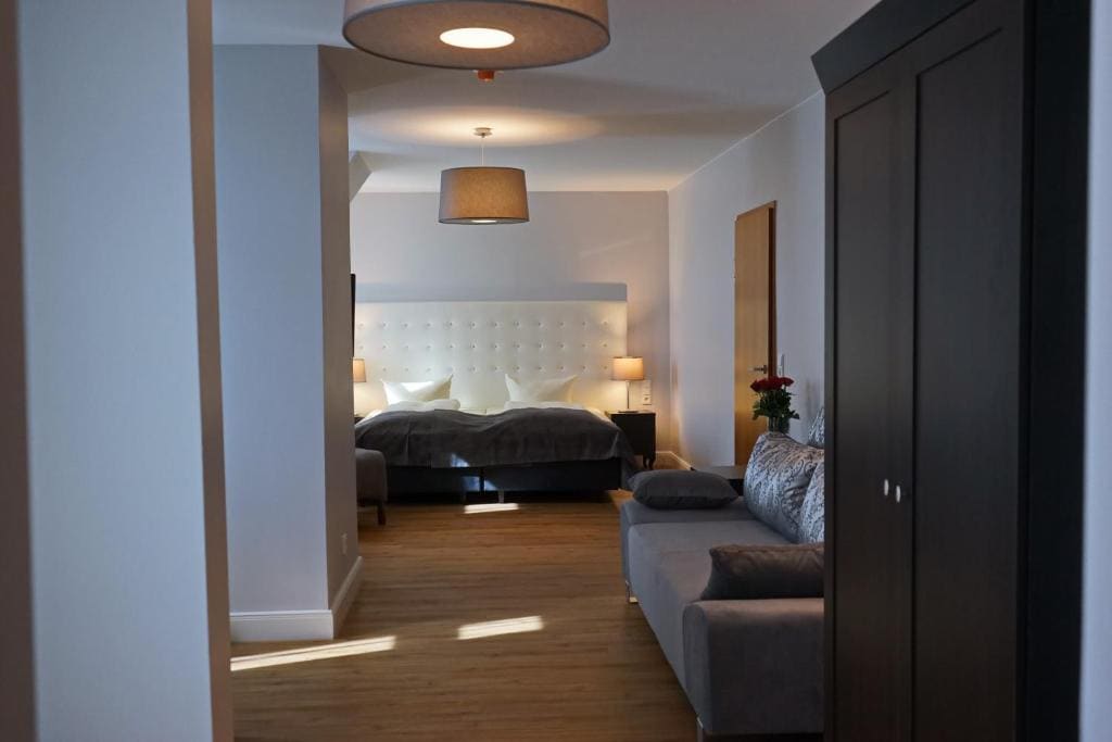 Standard Quadruple Room room - Image 1