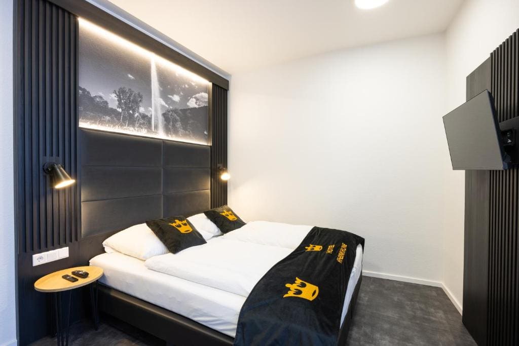 Deluxe Double Room with Sea View room - Image 3