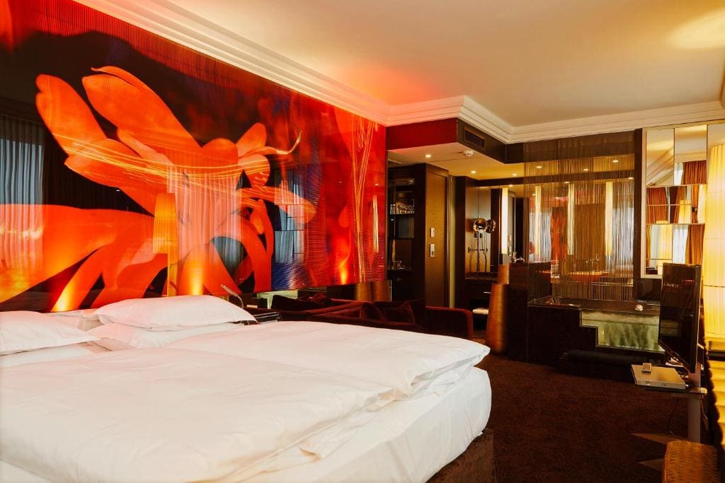 Suite room - Image 2