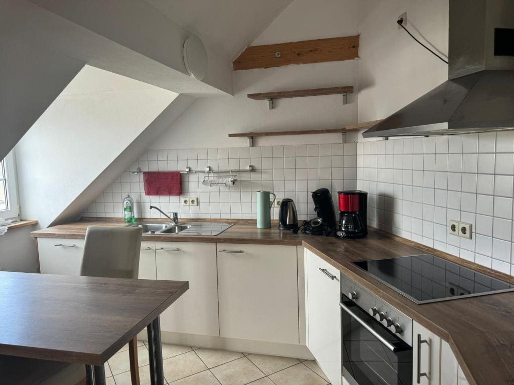 Four-Bedroom Apartment room - Image 1