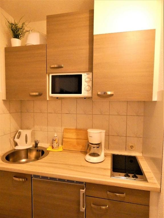 One-Bedroom Apartment room - Image 2