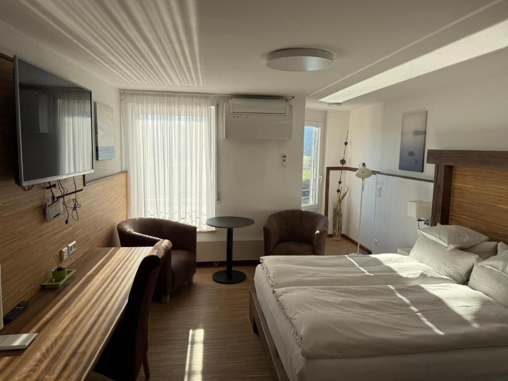 Deluxe Double Studio room - Image 3