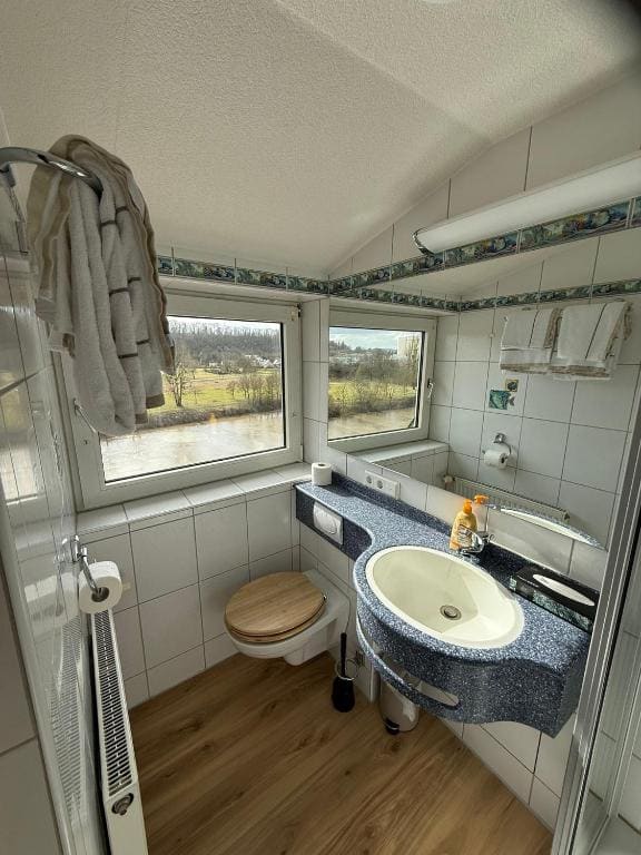 Single Room with Balcony room - Image 1