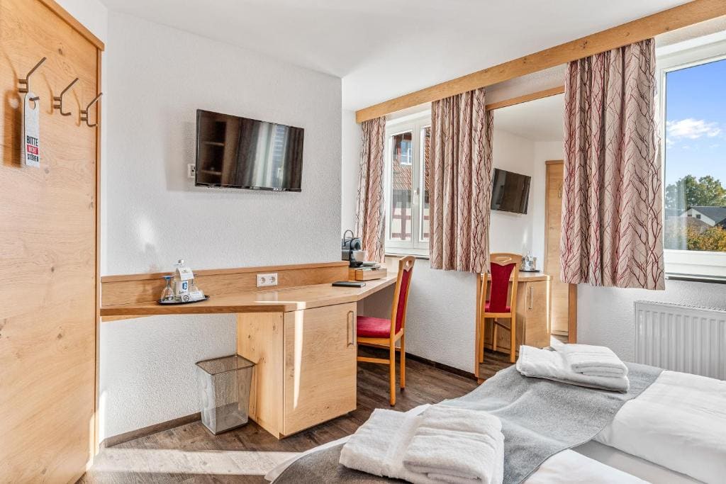 Standard Double Room room - Image 3