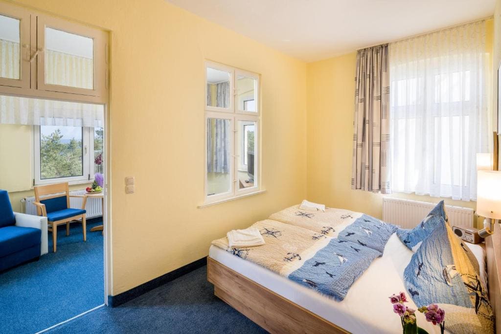 Double Room Seaside with Veranda room - Image 1