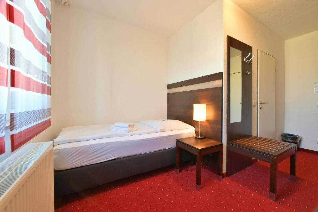 Comfort Single Room room - Image 1