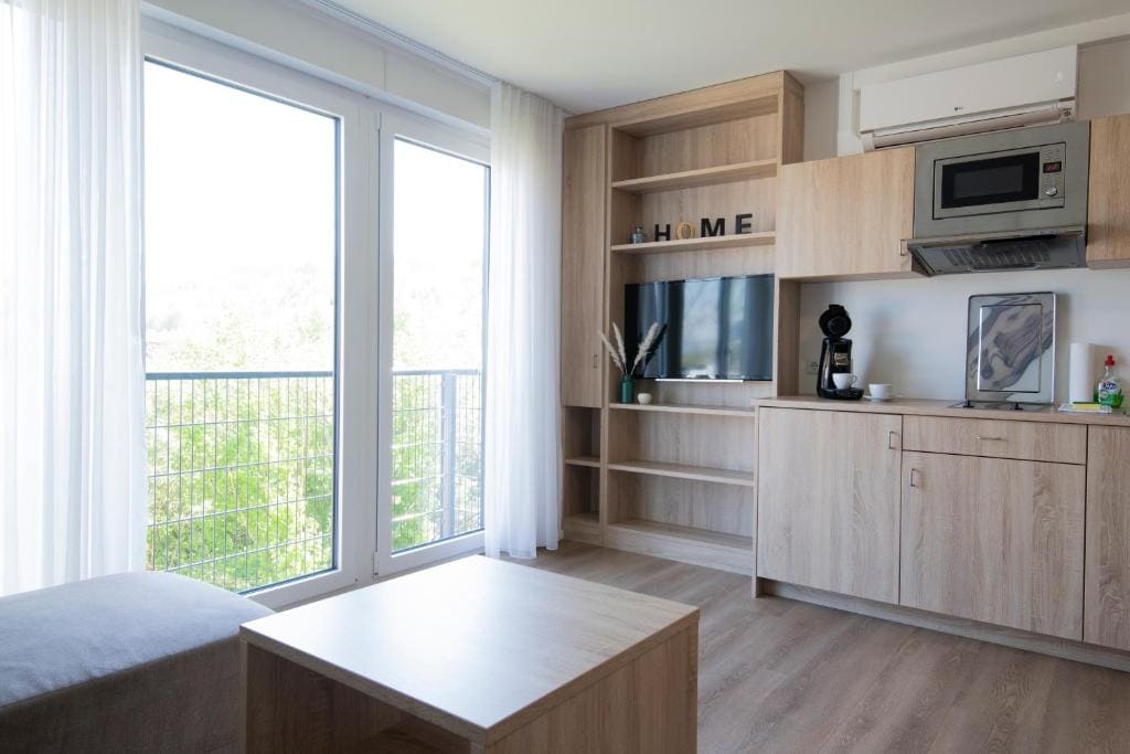 Studio room - Image 2