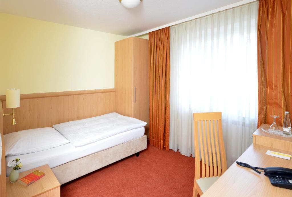 Standard Single Room room - Image 1