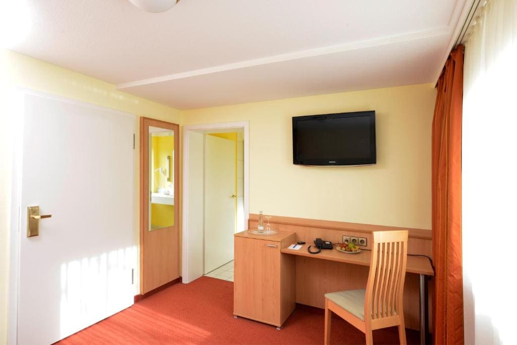 Superior Single Room room - Image 3