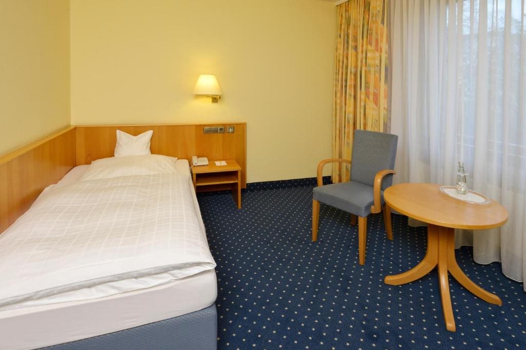 Superior Single Room room - Image 2