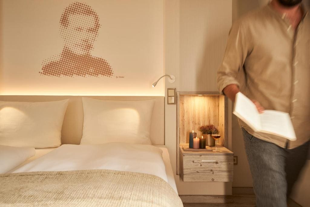Junior Suite with Ocean View room - Image 2