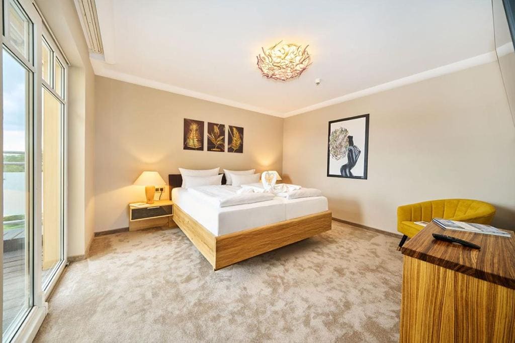 Penthouse Suite with Terraace and Sea View room - Image 2