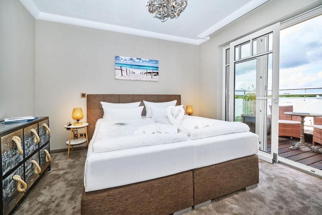 Penthouse Suite with Terraace and Sea View room - Image 3
