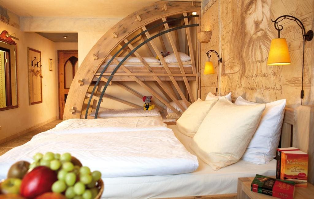 Triple Room (2 adults + 1 child under 12 years) room - Image 3