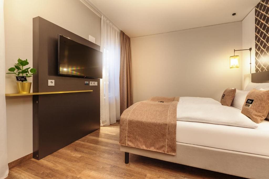 Standard Queen Room room - Image 3