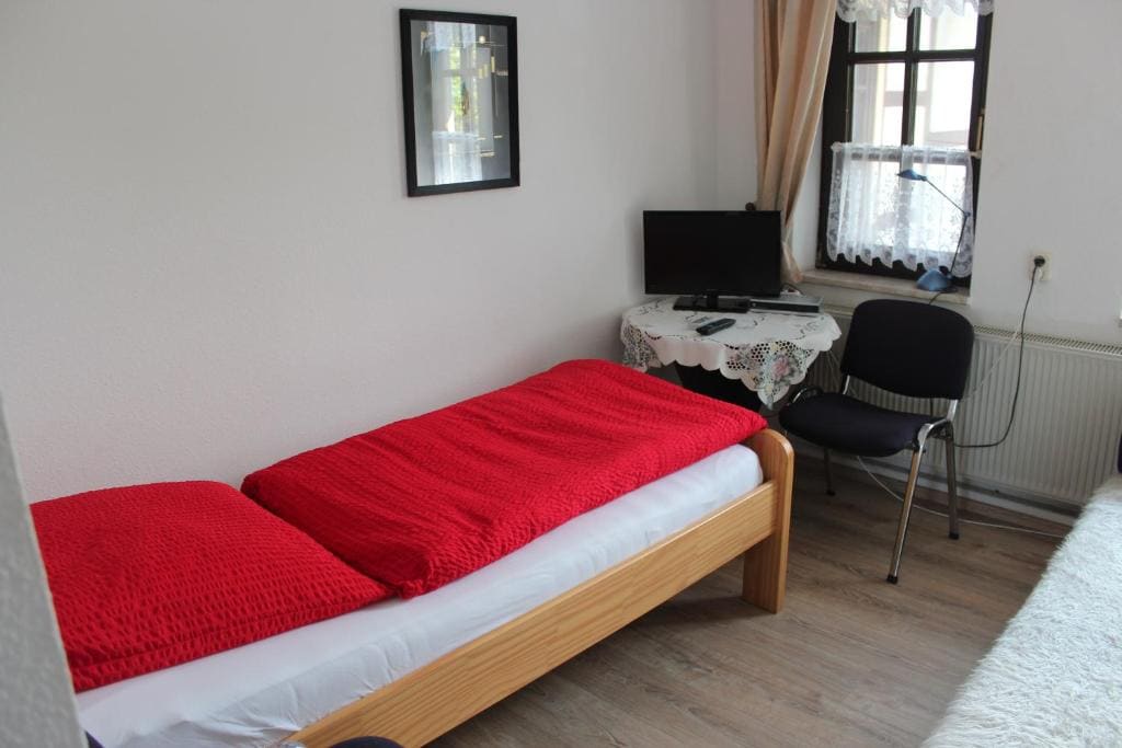 Twin Room room - Image 2