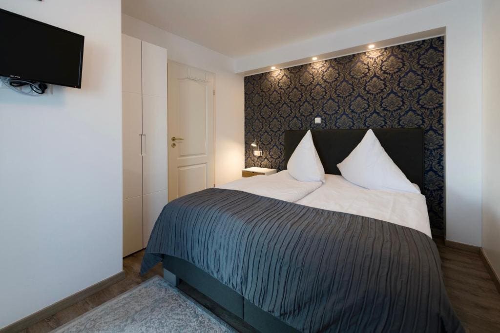 Standard Double Room room - Image 3