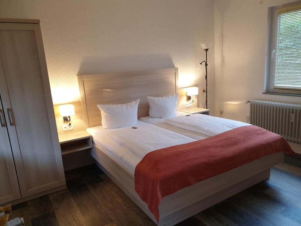 Double Room with Private Bathroom room - Image 1