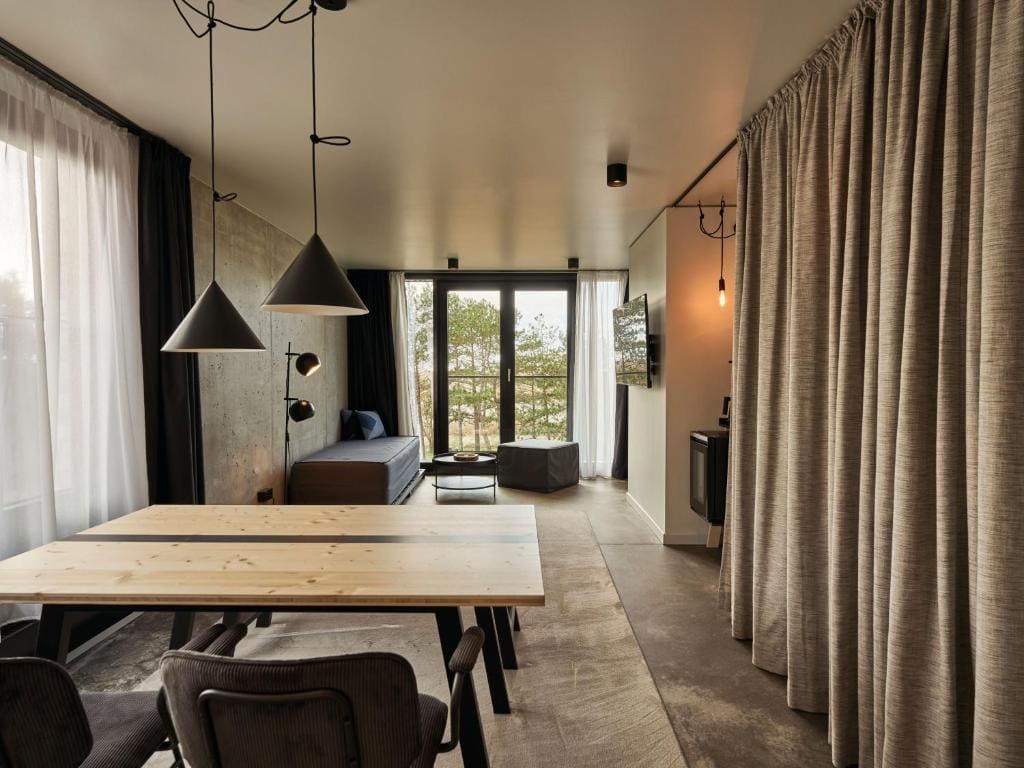 Ocean Drive Suite - Dike View room - Image 3