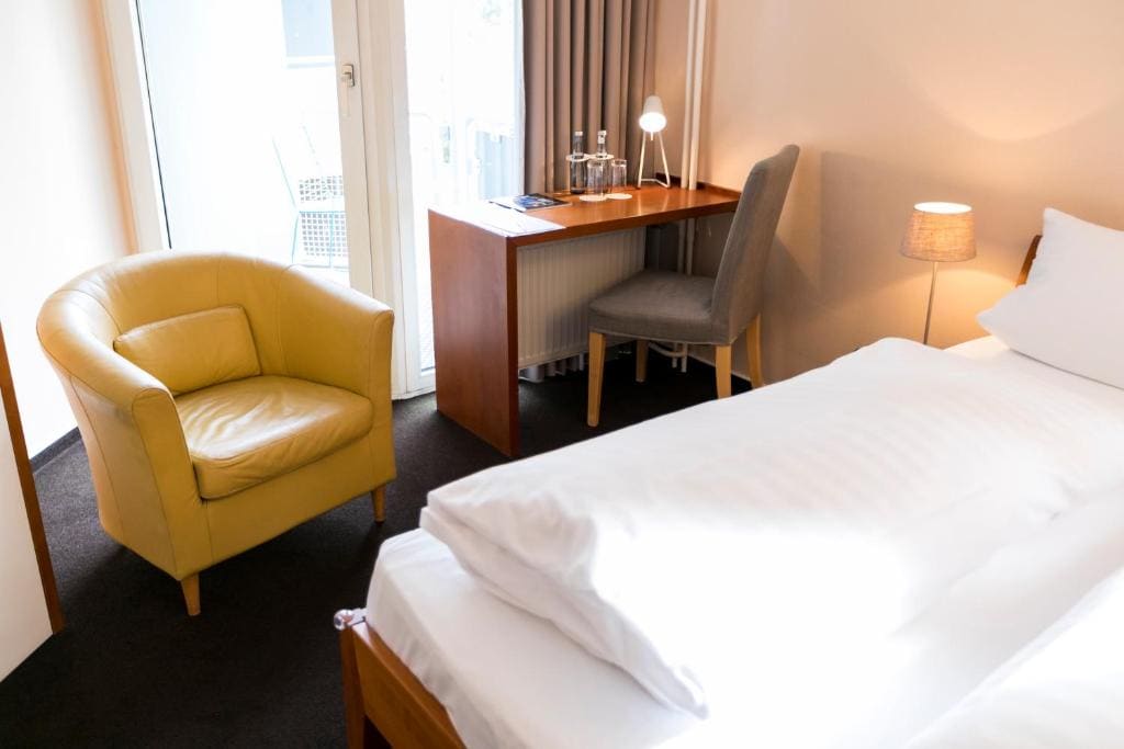 Double or Twin Room room - Image 2