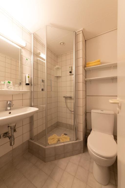 Standard Double Room room - Image 2