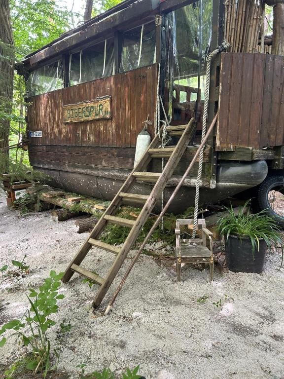 Mobile Home room - Image 2